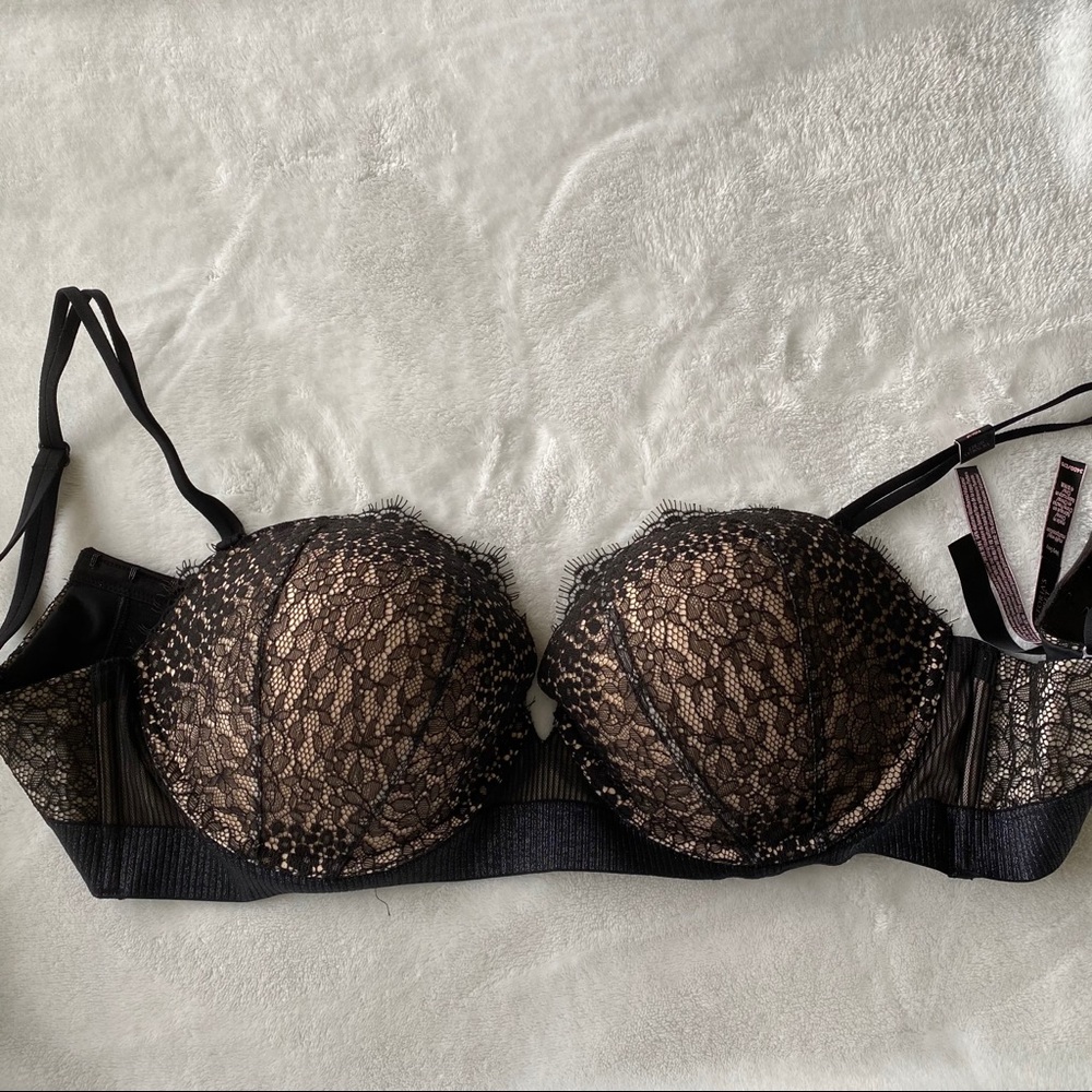 Victoria’s Secret Very Sexy push up multi-way bra